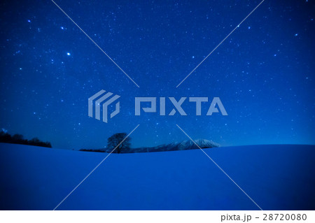 星空と岩手山 28720080