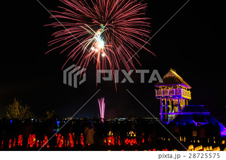 吉野ヶ里遺跡　光の響　花火 28725575