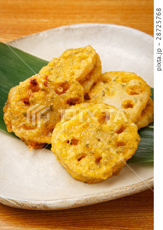 蓮根のはさみ揚げ 28725768