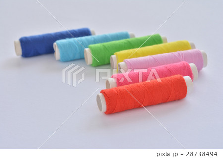 カラフルな糸 カラフルな糸 28738494