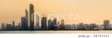 Abu Dhabi Skyline 28741531