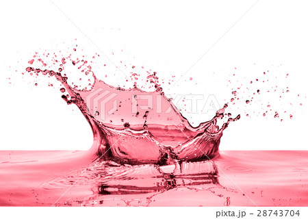 splashing red wine splashing red wine 28743704