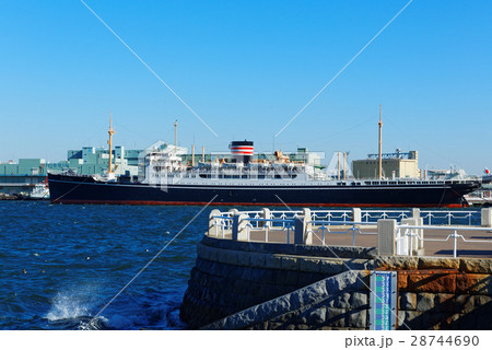 氷川丸と青空 氷川丸と青空 28744690