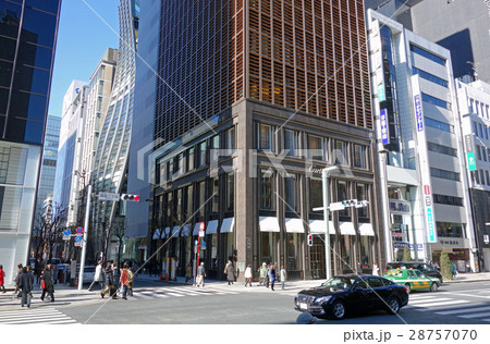 東京中央区銀座2丁目交差点 28757070