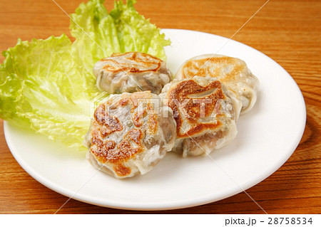 ニラ饅頭 28758534