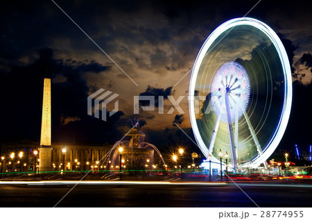 Place de la Concorde 28774955
