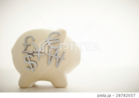 豚の貯金箱 28782037