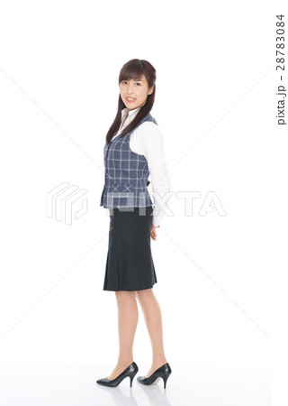 事務服の若い女性 全身 28783084