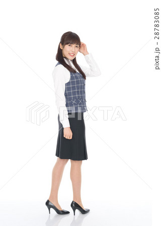 事務服の若い女性 全身 事務服の若い女性 全身 28783085