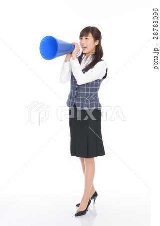 事務服の若い女性 全身 事務服の若い女性 全身 28783096