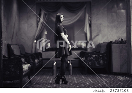 lonely sad woman in the hotel interior 28787108