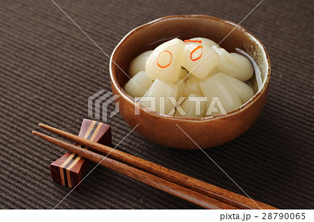 らっきょうの甘酢漬け 28790065