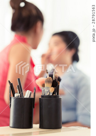 sets makeup brush for professional makeup artist 28791563