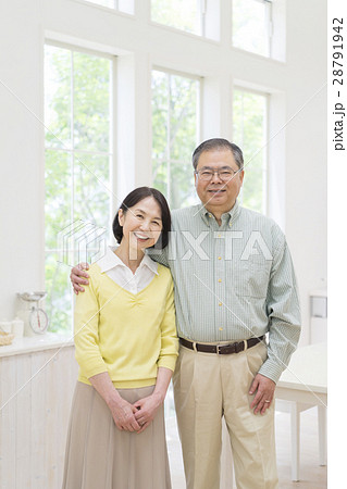 日本人のシニア夫婦 28791942