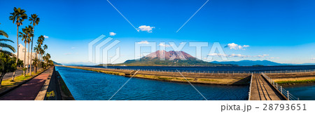 与次郎ヶ浜長水路から見る錦江湾 28793651