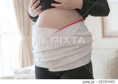woman during pregnancy or shortly after childbirth woman during pregnancy or shortly after childbirth 28794407