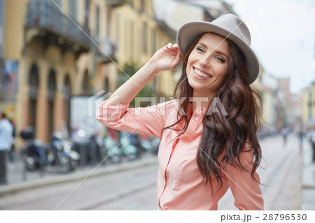 Close-up Fashion woman portrait of young pretty trendy girl posi 28796530