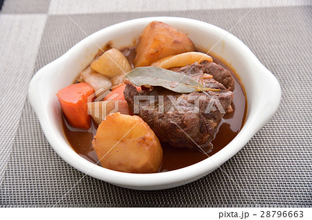 ビーフシチュー 28796663