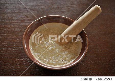 すり鉢とすり棒 28812594