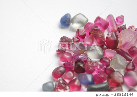 spinel gemstones on white background 28813144