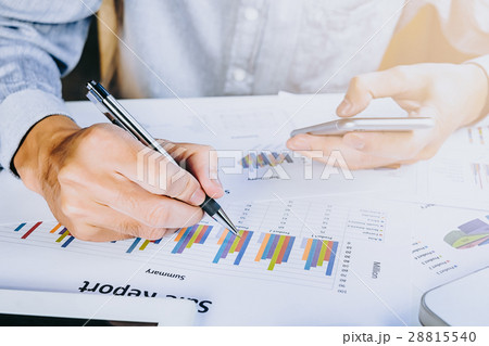 Business man hand working Business man hand working 28815540