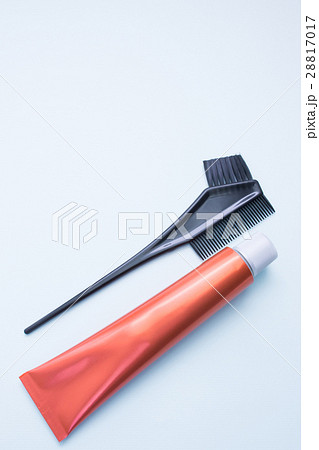 美容道具　ハケ　カラーチューブ 28817017