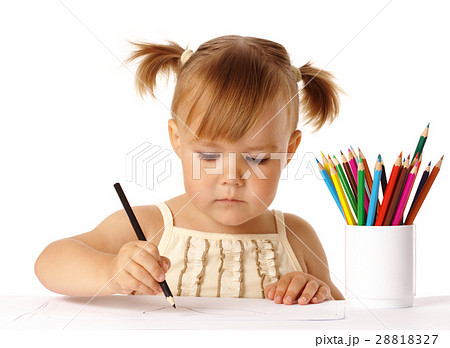 Cute preschooler focused on drawing 28818327