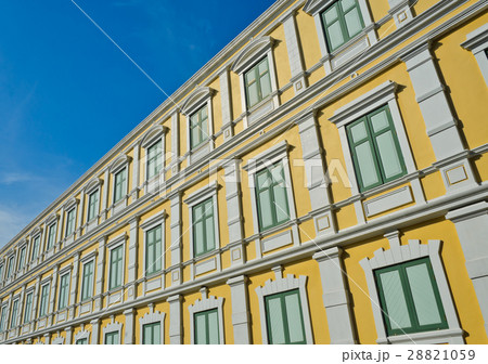 Bright yellow building 28821059