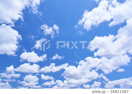 爽やかな夏の空の写真素材