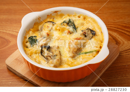 牡蠣とほうれん草のグラタン 牡蠣とほうれん草のグラタン 28827230