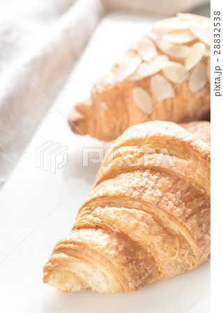 Croissants on the white plate Croissants on the white plate 28832538