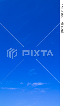 3月の空と雲（縦） 28834077