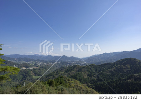 阿蘇の大パノラマに感動する国見ヶ丘展望所,条件が整えば幻想的な雲海絶景 28835132