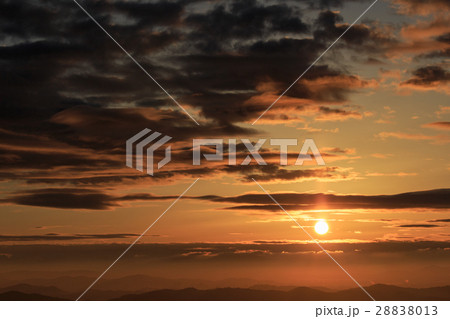 鬼城山からの日の出 鬼城山からの日の出 28838013