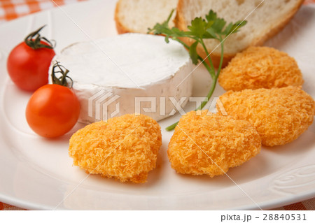 カマンベールチーズフライ 28840531