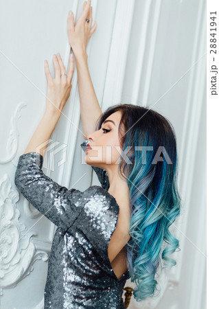 Fashion portrait of gorgeous girl with blue dyed 28841941