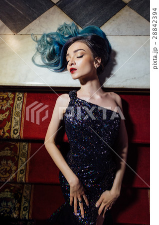 Fashion portrait of gorgeous girl with blue dyed 28842394