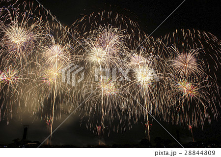酒田花火ショー グランドフィナーレ Sakata Fireworks Show 酒田花火ショー グランドフィナーレ Sakata Fireworks Show 28844809
