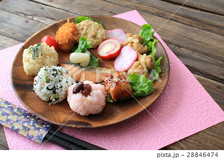 三種おこわの和食ワンプレートご飯 三種おこわの和食ワンプレートご飯 28846474