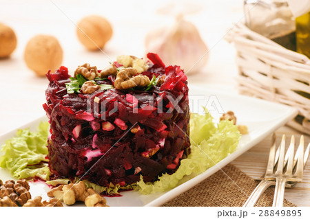 Beetroot salad with natural yogurt, garlic,walnut 28849895