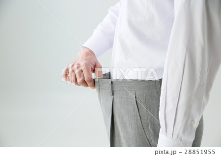 ダイエットに成功した男性 28851955
