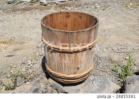 木製の桶 28855391