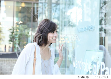 ショッピング　 28859201