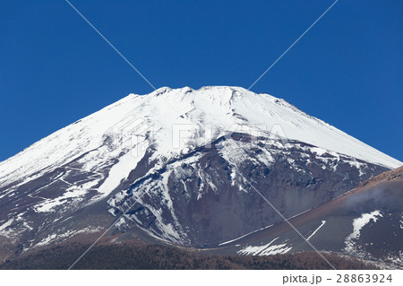 静岡_宝永火口開く富士山 28863924