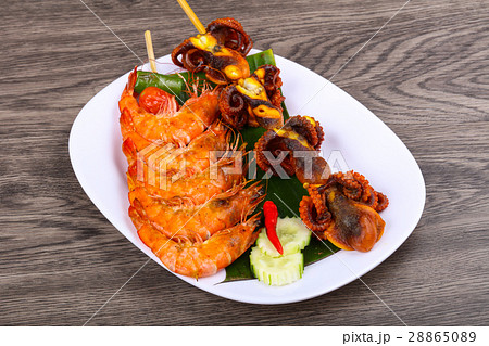 Skewer with octopus and prawn Skewer with octopus and prawn 28865089