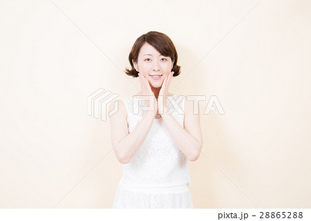 ビューティー 女性 ビューティー 女性 28865288