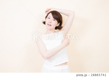 ビューティー 女性 ビューティー 女性 28865741