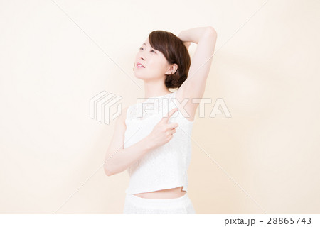 ビューティー 女性 ビューティー 女性 28865743