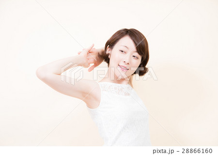 ビューティー　女性 28866160