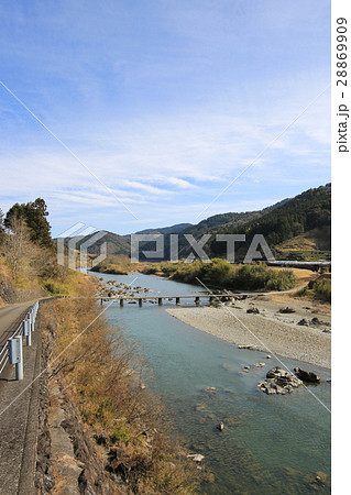 高知県四万十町 向弘瀬沈下橋 高知県四万十町 向弘瀬沈下橋 28869909